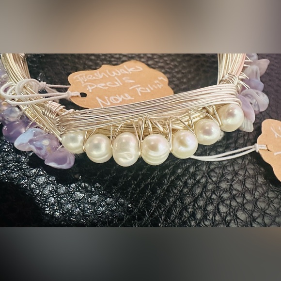 NWT; 2 Bangle Bracelets, Fresh Water Pearls, & Raw Amethyst’s - Picture 6 of 6